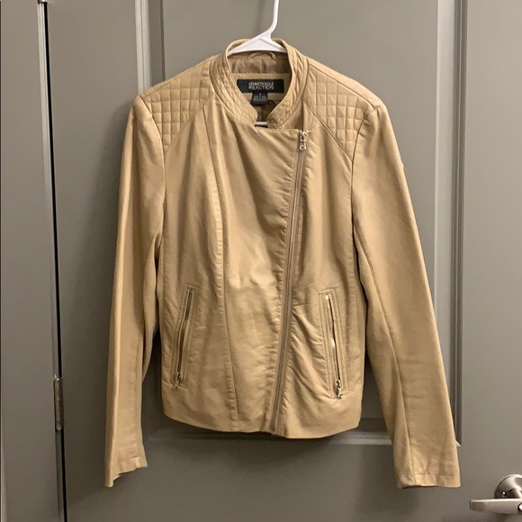 Tan jacket - Picture 1 of 2